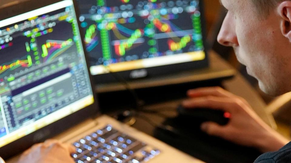 Polymarket Wants the U.S. Back — Why the CFTC's Four Empty Seats Make Approval Faster Than Anyone Thinks